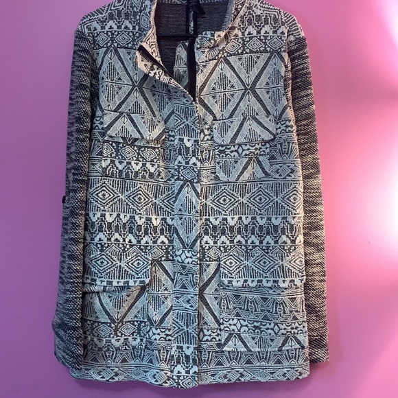 Buckle Jacket - Picture 4 of 5